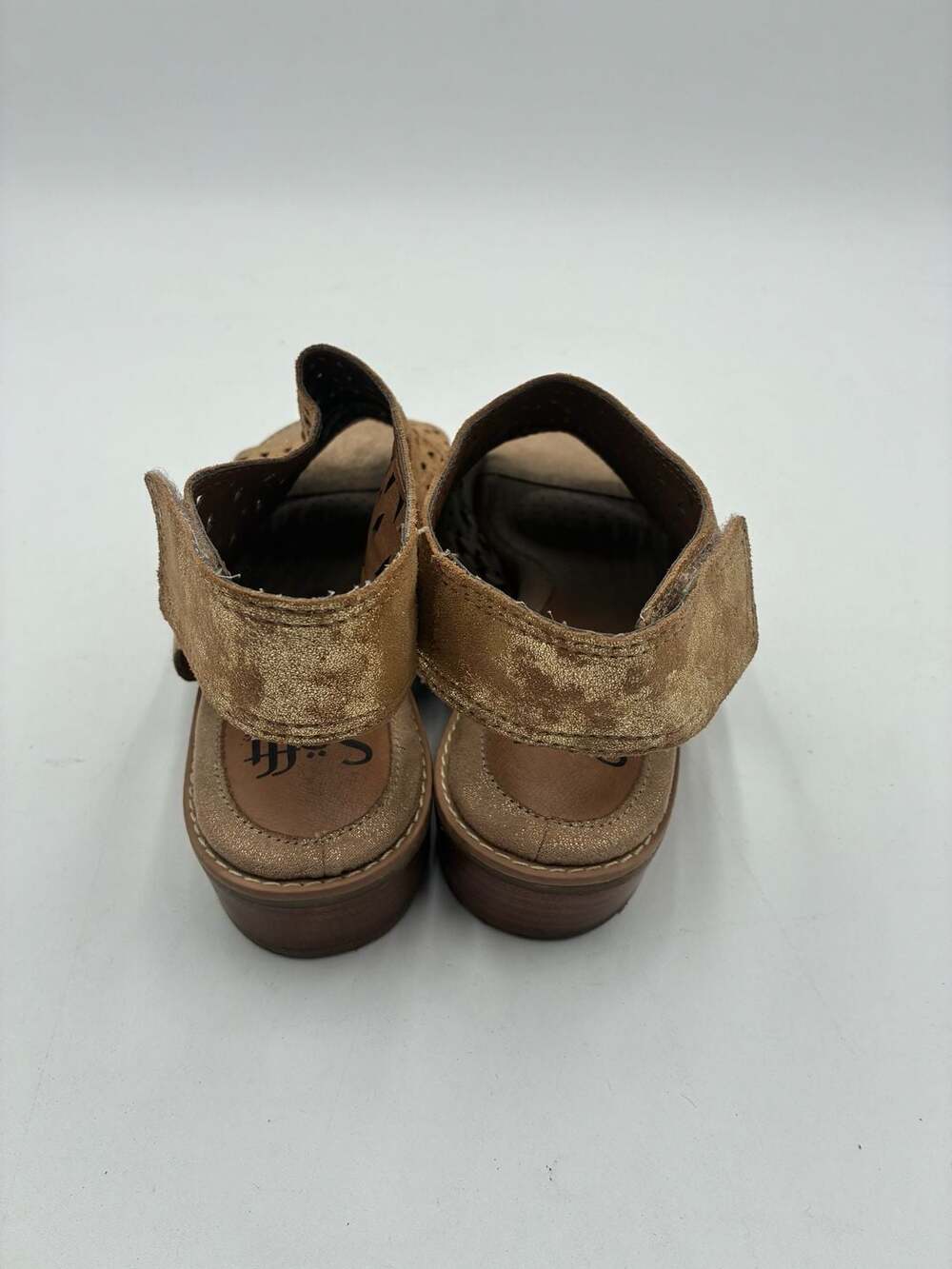 Söfft Gold Metallic Laser Cut Leather Sandals Size 7.5M - Picture 3 of 6